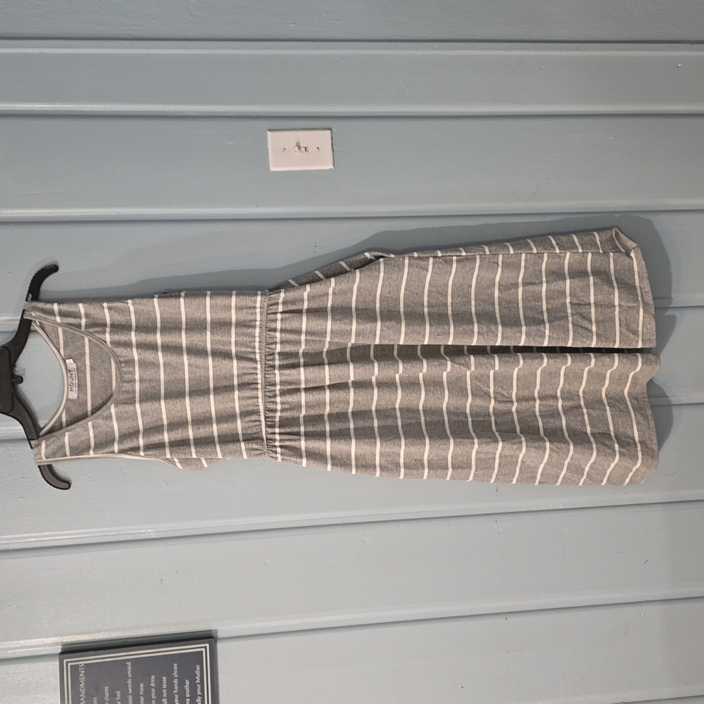 Casual Gray & White Striped Dress with Pockets